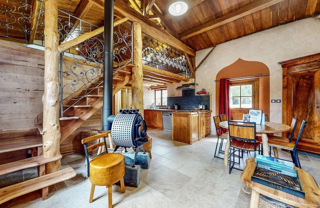 Cozy home in LES FOSSES with kitchen