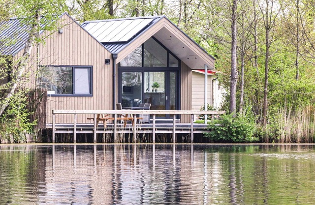 Cozy home in Oosterwolde with sauna
