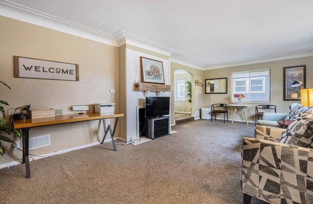 Cozy home near university, Pet-Friendly & Family-Friendly Neighborhood