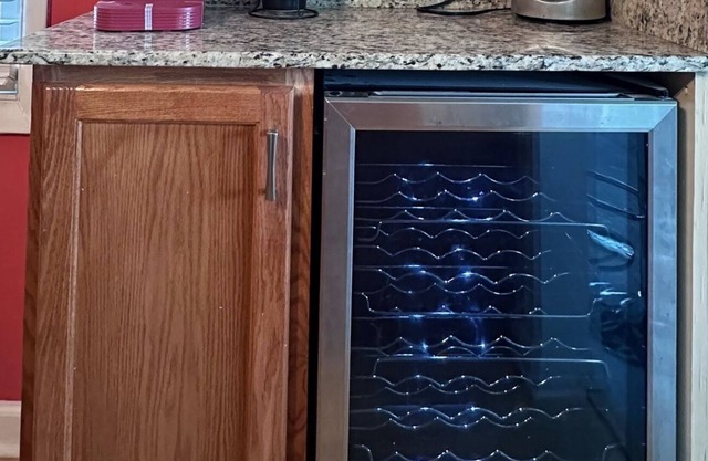 Cozy Home On the Detroit/Redford Border