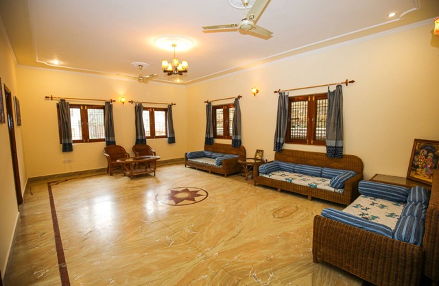 Cozy Home Stay in Vrindavan right behind Iskcon temple with modern facilities.