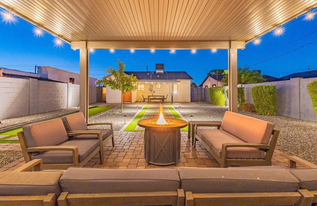 Cozy Home w/Bocce Ball, Fire pit & Pet Friendly