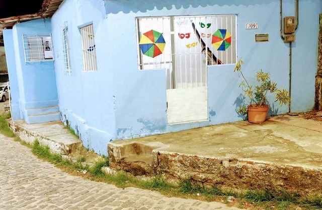 Cozy house in Olinda. Well located, close to tourist attractions.