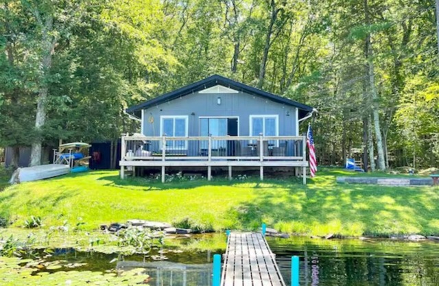 Cozy Lakefront Cabin upstate NY Dog friendly