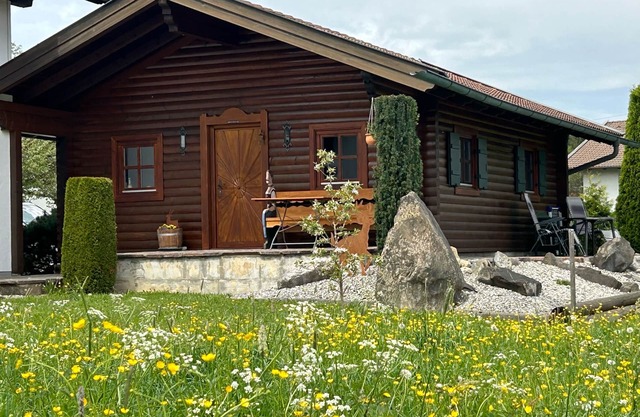 Cozy log cabin with Allgäu hut flair