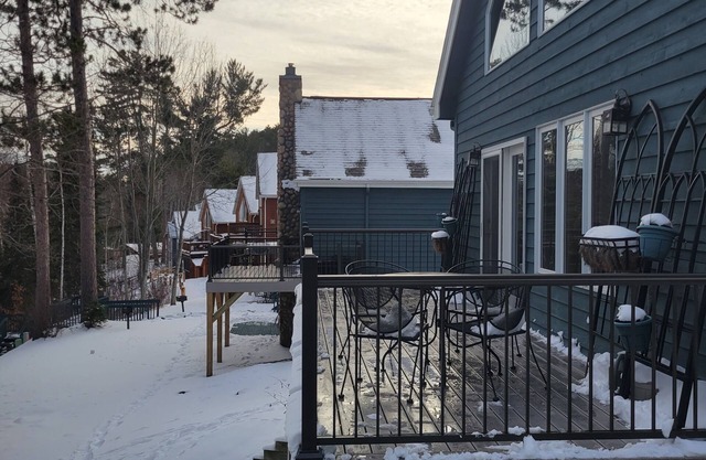 Cozy Modern Lake front Villa at Giants Ridge Ski Resort