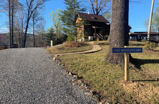 Cozy Mountain Cabin Nelson 151 near Bold Rock Cidery and DB Brewery