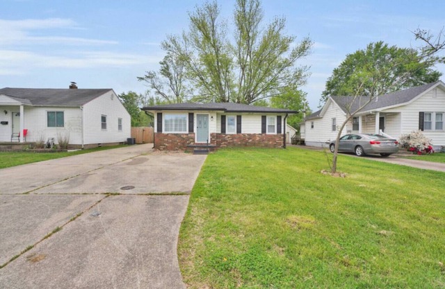 Cozy Oasis on Pollack