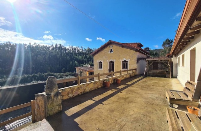 Cozy one bedroom apartment with terrace in the countryside.