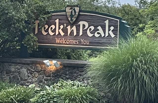 Cozy ski and golf condo at Peek n Peak