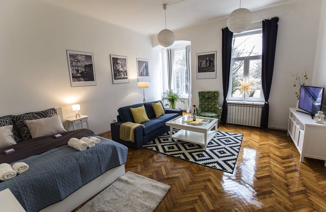 Cozy&Spacious in the Heart of Zagreb #newfurniture