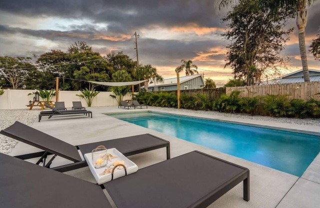 Cozy studio 1/1, pool 4 min Siesta