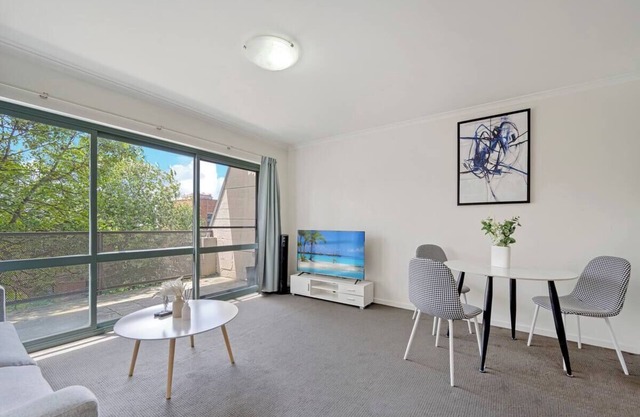 Cozy studio near RPA and SYD UNI