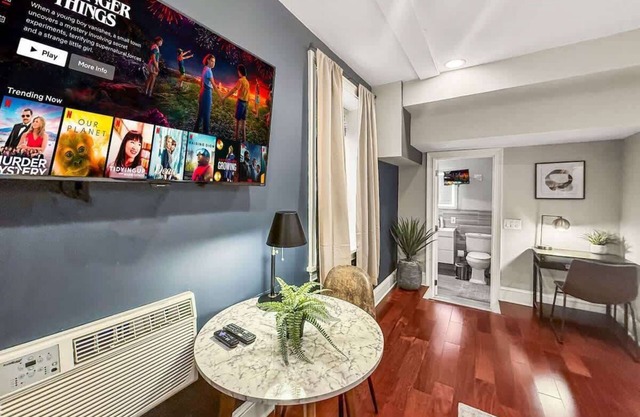 Cozy Studio| Old City | 1Bed | Independence Hall