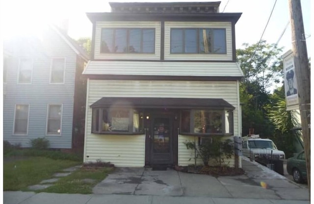 Cozy Studio w/Private Bathroom by Amtrak & Albany