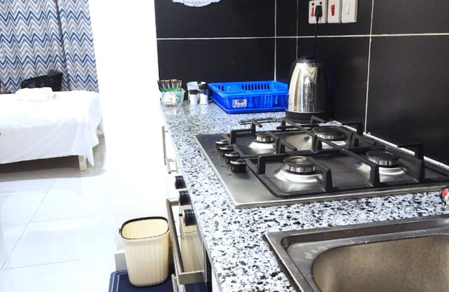 Cozy Studio With Balcony Near JKIA, SGR and National Park