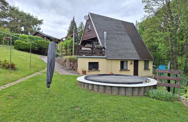 Cozy vacation home with sauna, right next to the forest. Four-legged friends welcome!