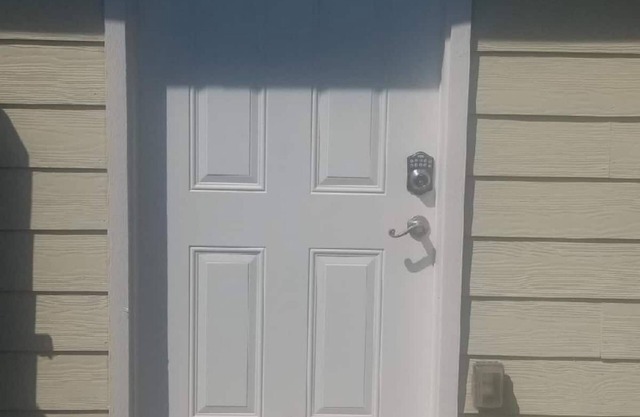 Cozy Veteran owned apartment.