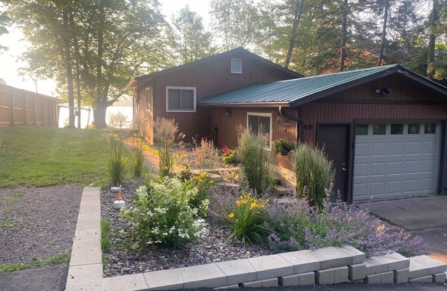 Cozy year-round Cabin on Big Lake, Cloquet MN.