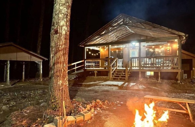 CozyCabin in the Ozarks-sleeps up to 16 [SEE NIGHTLY RATE DETAILS BELOW]