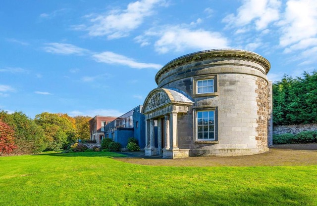 Craigiehall Temple