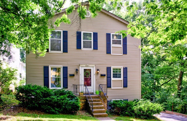 Crescent Hill Apartment Mid-Term Rental