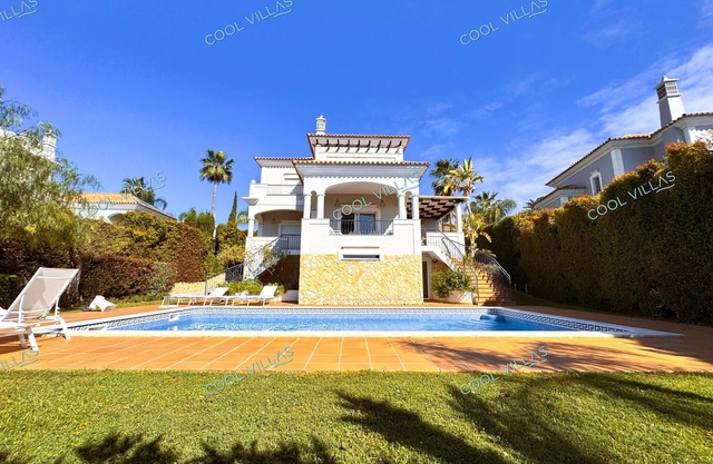 Crest 5 - 8 Pax Golf/Beach Swimming pool