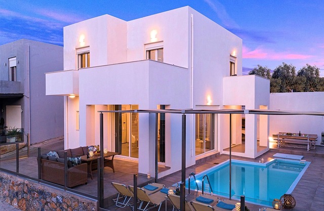 Cretan Sunset Villa | Heated Pool