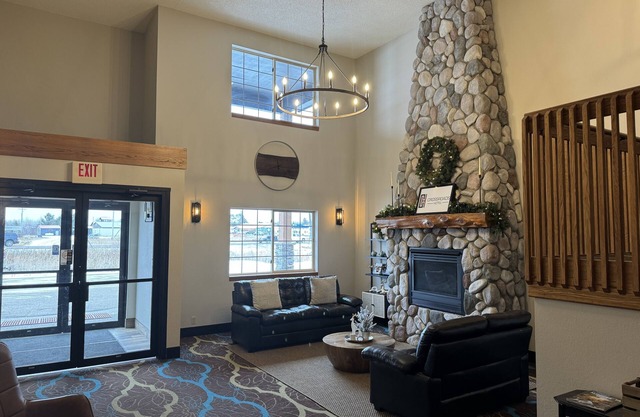 Crossroads Hotel