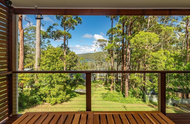 Crown Cottage - close to Seal Rocks