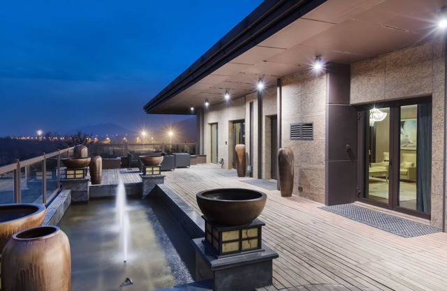 Crowne Plaza Xuzhou Dalong Lake by IHG