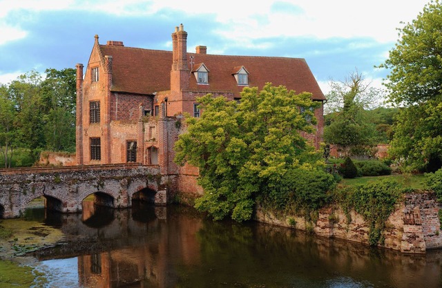 Crows Hall - Five Bedroom House, Sleeps 10