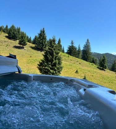 Cuibul lui Răzvan - Domeniul Barabuc Colibița