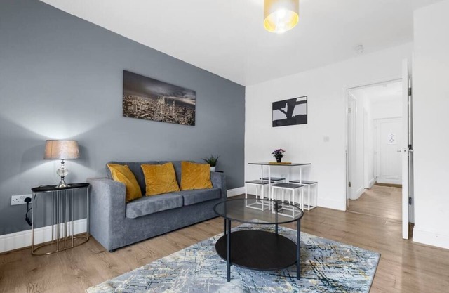 CV1|Exclusive Home |Free Parking