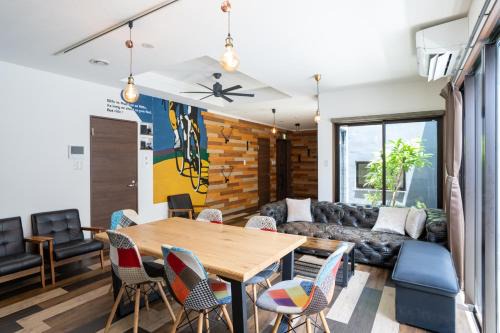 Cyclo Villa - JUNGLIA15分! 美ら海25分! ビーチ古宇利島すぐ! BBQ無料貸出!