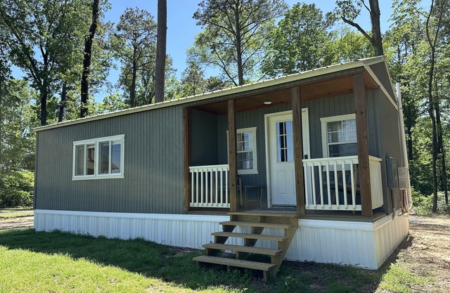 D'Arbonne Nest Rentals: The Gator's Nest