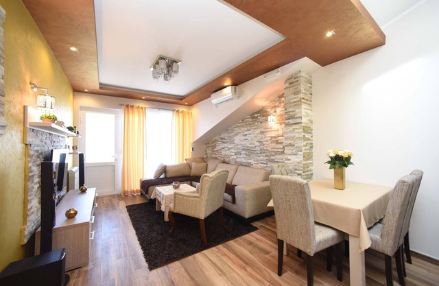 D&D Apartments Tivat - Apartment with 4 beds - No.12