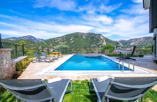 Dadya Marmaris 3 - Peaceful Villa with Private Pool & Forest View -Near Marmaris