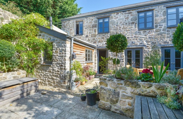 DAIRY COTTAGE, family friendly, luxury holiday cottage in Chagford