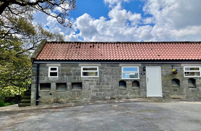 Daisy Cottage 1-bedroom (sleeps-2)