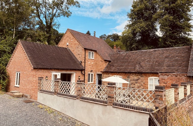 Dale Cottage- Steps from The Iron Bridge