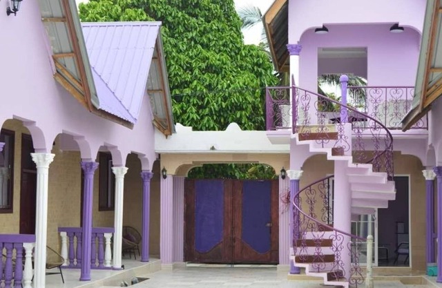 Dalma Zambarau Lodge