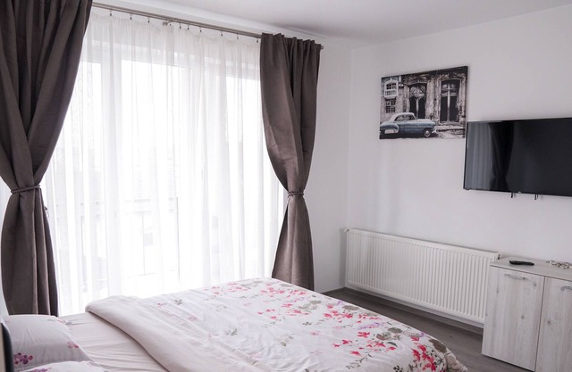 Daniel's Central Apartments