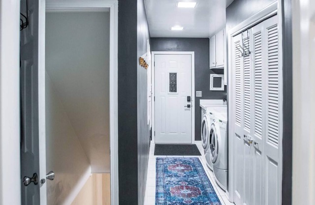 Dapper Deco Private Basement