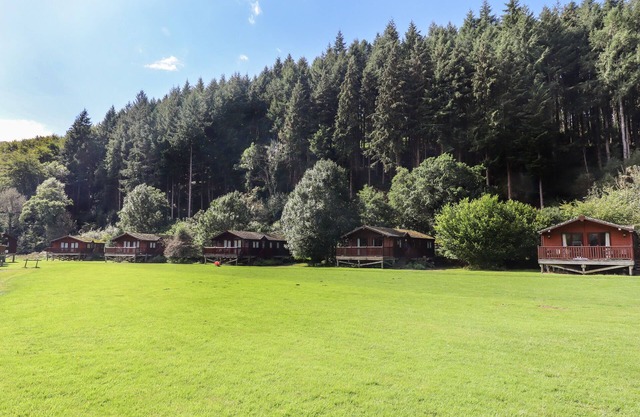 DARTMOOR RETREAT LODGE, family friendly in Moretonhampstead