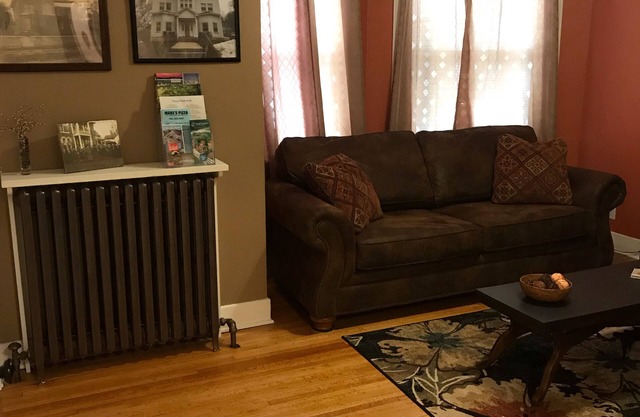 Day Street Suites. Historic Phelps Mansion. Main Level Suite #2