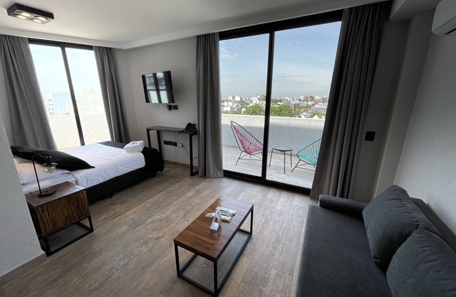 Days Inn by Wyndham Devoto