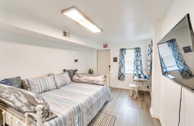 Daytona Beach Studio: Walk to Boardwalk + Pier!