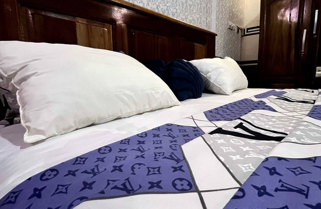 De Capital Hotels & Restaurants