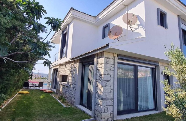 De-Lale Villa